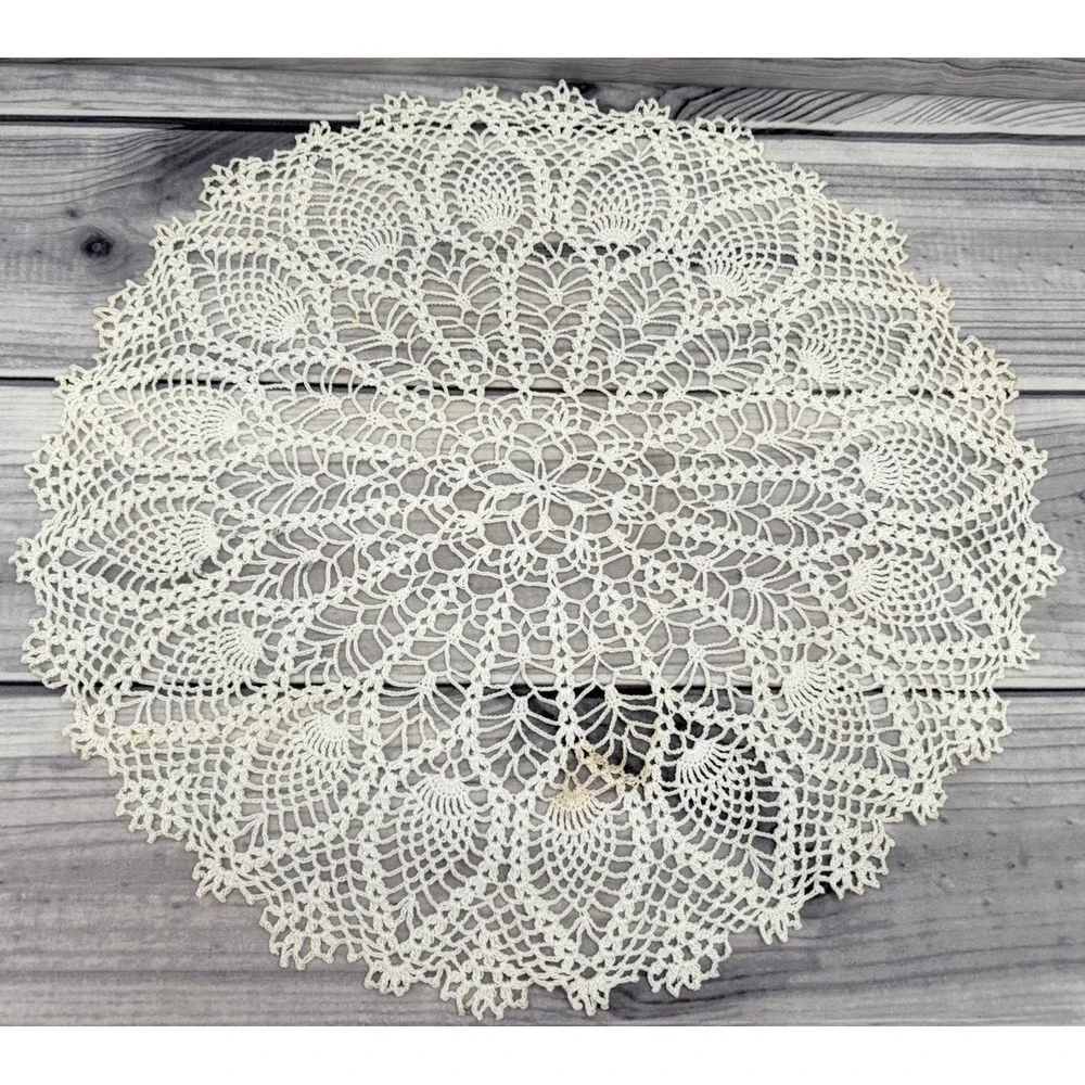 LOT OF 3 VINTAGE CROCHET SMALL TABLECLOTHS - WHITE / OFF WHITE